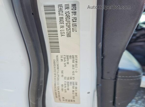 1C4RDJFG3PC573988 2023 DODGE DURANGO White Widok wnętrza 360 stopni