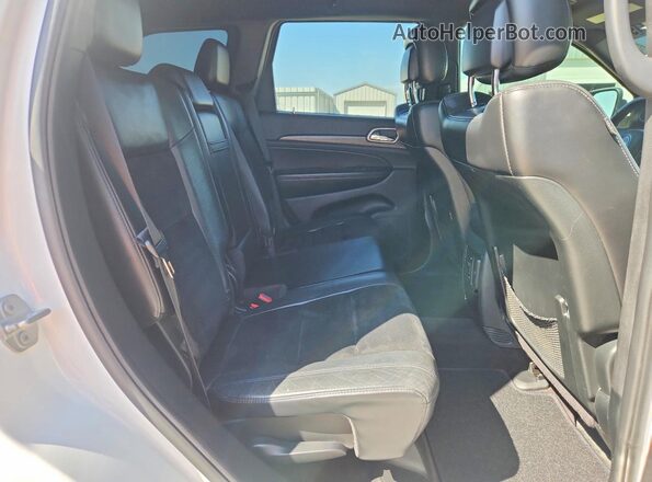 1C4RJEAG7JC340078 2018 JEEP GRAND White Rear seats view