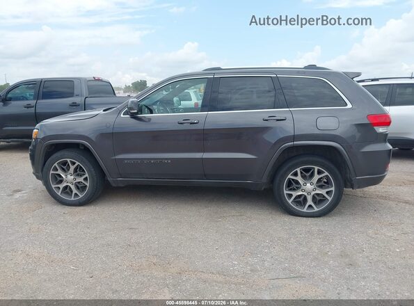 1C4RJEBG1JC281334 2018 JEEP GRAND CHEROKEE Серый Панорамный вид салона 360°