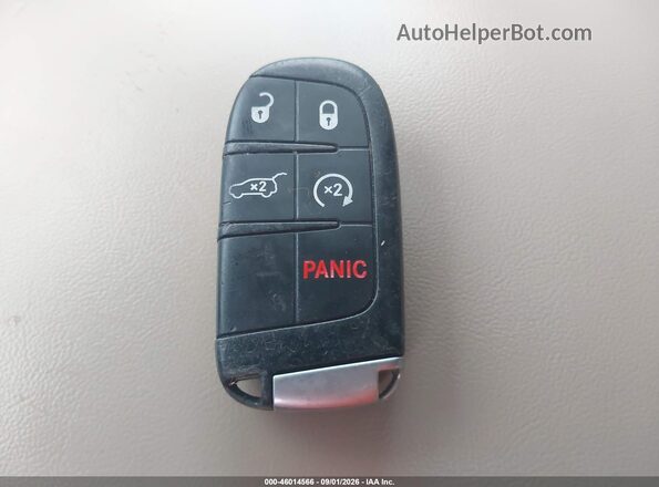 1C4RJEBG2KC630566 2019 JEEP GRAND CHEROKEE Black Widok deski rozdzielczej