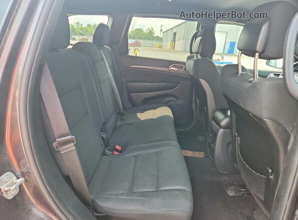 1C4RJFAGXHC963582 2017 JEEP GRAND Gray Widok tylnych siedzeń
