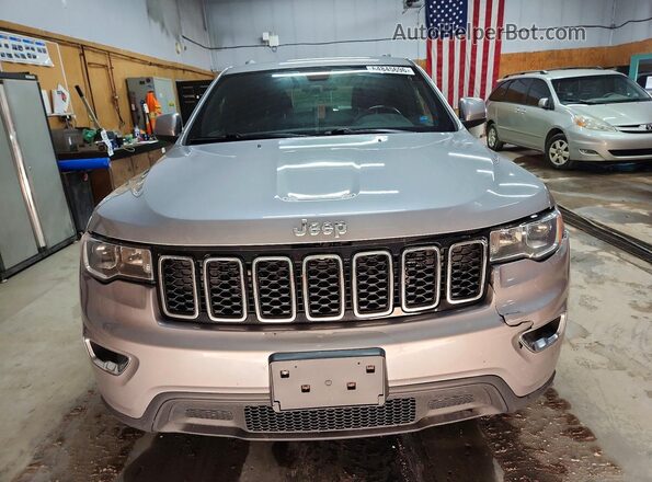 1C4RJFAGXJC280626 2018 JEEP GRAND Серебряный Вид спереди