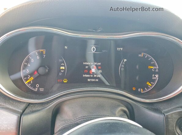 1C4RJFBG0JC509409 2018 JEEP GRAND White Սարքավորումների վահանակի տեսք