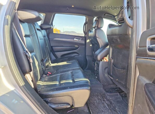 1C4RJFBG3JC308393 2018 JEEP GRAND Silver Вид задньої частини салону