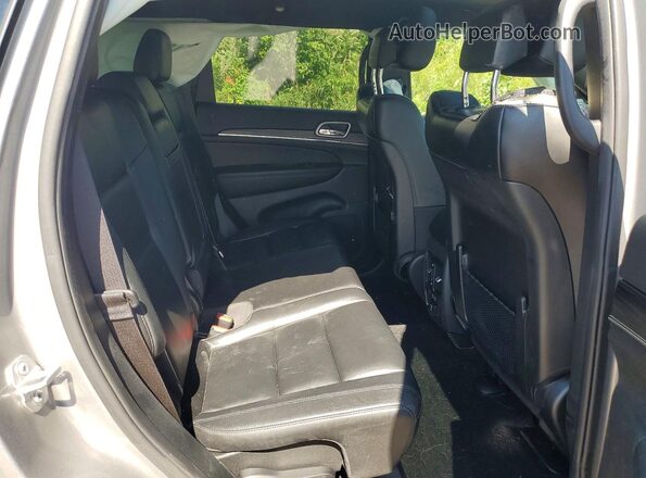1C4RJFBG3KC823265 2019 JEEP GRAND Silver Rear interior view