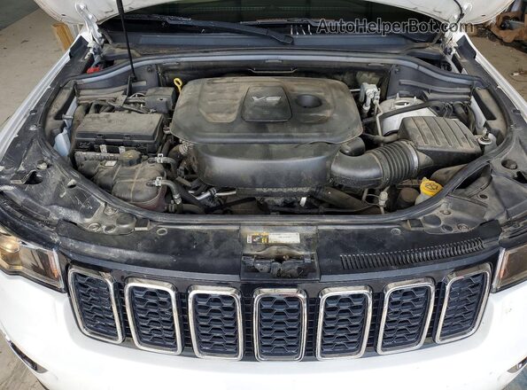 1C4RJFBG5JC204567 2018 JEEP GRAND White უკანა სალონის ხედი