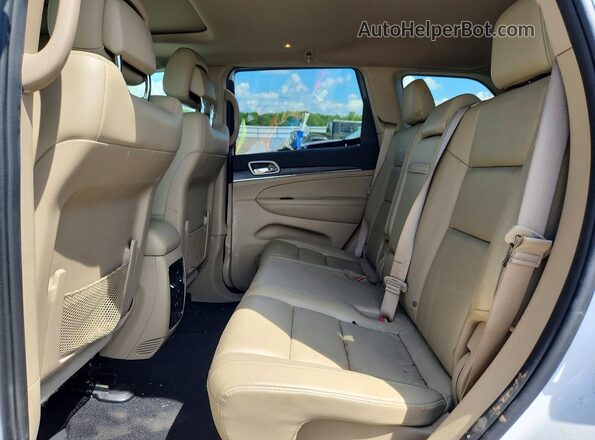 1C4RJFBG8KC669071 2019 JEEP GRAND White Widok wnętrza z tyłu
