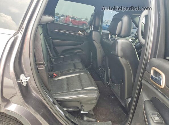 1C4RJFBG9HC620437 2017 JEEP GRAND Gray Widok wnętrza z tyłu