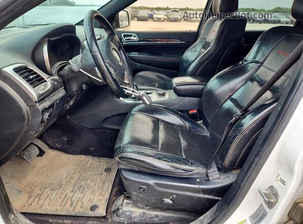 1C4RJFLG5HC873589 2017 JEEP GRAND Белый Вид салона спереди