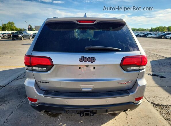 1C4RJFLG9KC558026 2019 JEEP GRAND Silver Вид ззаду