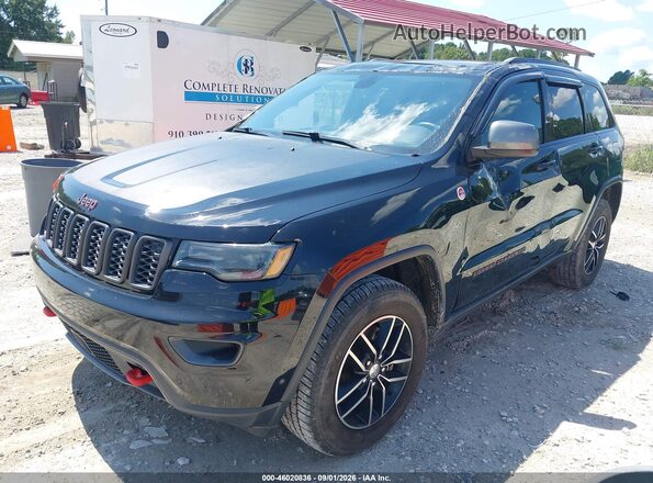 1C4RJFLT8JC363563 2018 JEEP GRAND CHEROKEE Черный Передняя левая четверть