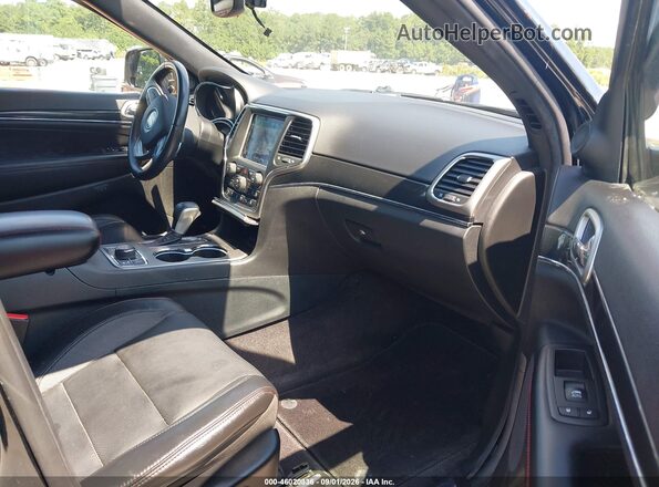 1C4RJFLT8JC363563 2018 JEEP GRAND CHEROKEE Черный Вид салона спереди