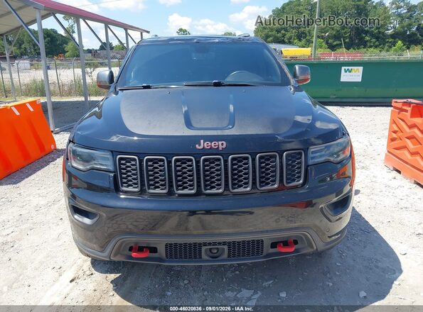 1C4RJFLT8JC363563 2018 JEEP GRAND CHEROKEE Черный Вид щитка приборов