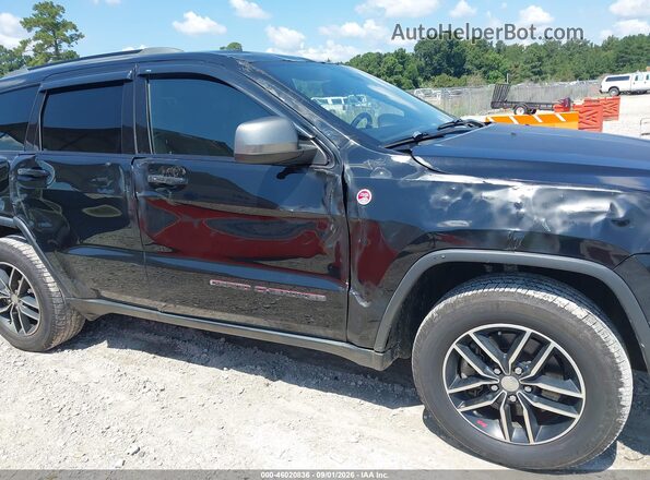 1C4RJFLT8JC363563 2018 JEEP GRAND CHEROKEE Черный Вид задней части салона