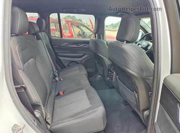 1C4RJGAG0R8514647 2024 JEEP GRAND White უკანა სალონის ხედი