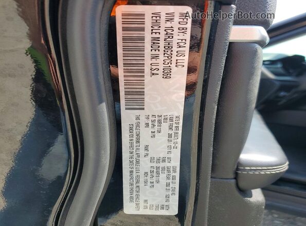 1C4RJHBG2PC510369 2023 JEEP GRAND Black Սալոնի 360 աստիճան տեսք