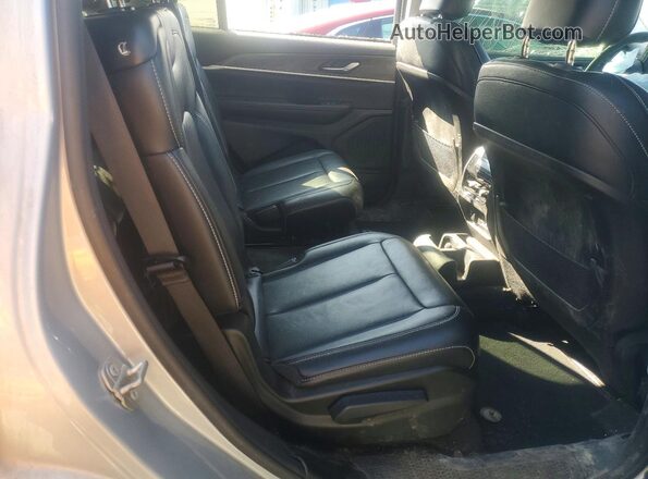 1C4RJKBG4P8857525 2023 JEEP GRAND Silver Սալոնի հետևի տեսք