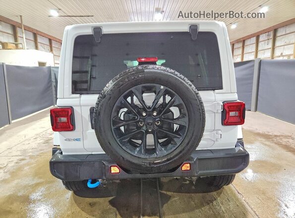 1C4RJXP63RW270812 2024 JEEP WRANGLER White უკანა ხედი