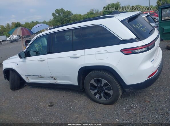 1C4RJYB64RC142500 2024 JEEP GRAND CHEROKEE 4XE White Սալոնի 360 աստիճան տեսք