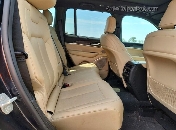 1C4RJYB65PC669667 2023 JEEP GRAND Black უკანა სალონის ხედი