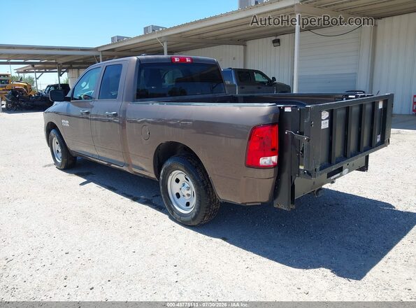1C6RR6FG2JS283924 2018 RAM 1500 Tan Rear left