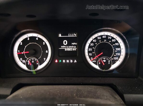 1C6RR6FG7KS643738 2019 RAM 1500 CLASSIC Silver Widok tylnych siedzeń