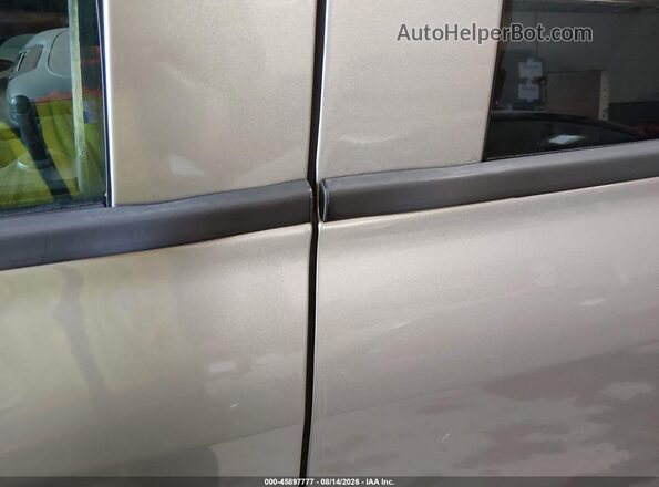 1C6RR6FG7KS643738 2019 RAM 1500 CLASSIC Silver Widok wnętrza z tyłu