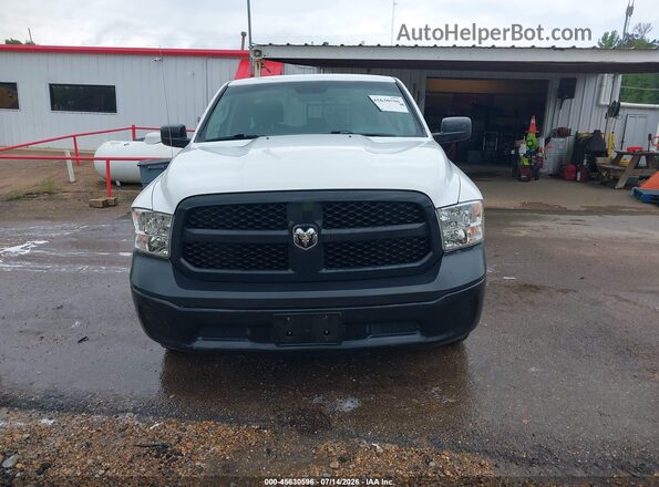 1C6RR6FGXJS324123 2018 RAM 1500 White Widok wnętrza 360 stopni