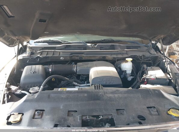 1C6RR6GG2JS249190 2018 RAM 1500 Gray Vista del compartimento del motor