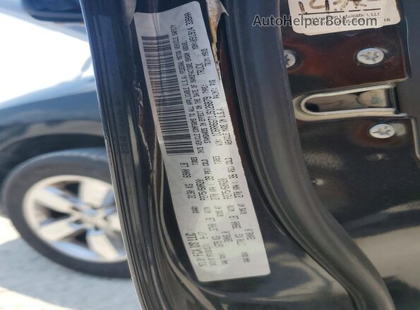 1C6RR6GT1JS126879 2018 RAM 1500 Черный Вид подкапотного пространства