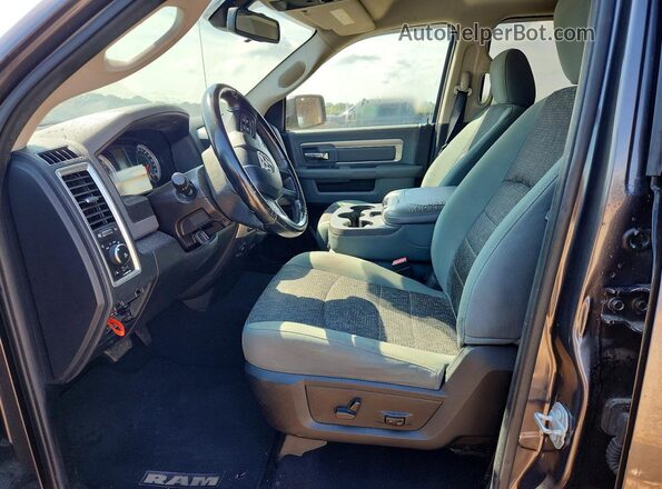 1C6RR6GT6GS269125 2016 RAM 1500 Gray წინა სალონის ხედი