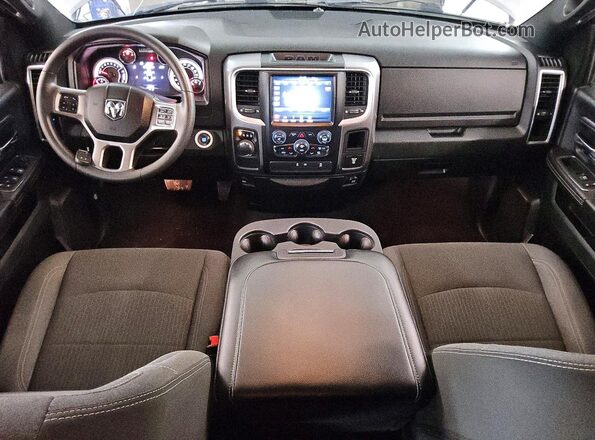 1C6RR6GT7MS534629 2021 RAM 1500 Charcoal Vista del salpicadero