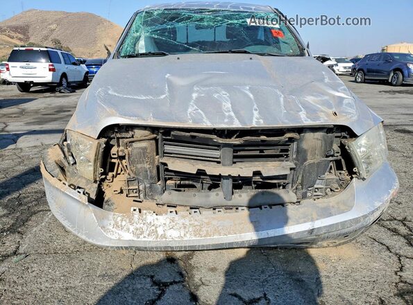 1C6RR6GT9HS676583 2017 RAM 1500 Silver Vista frontal