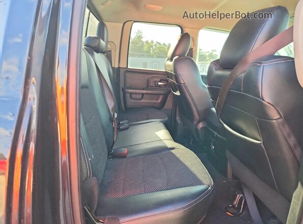 1C6RR6HT6HS855999 2017 RAM 1500 Black Vista de los asientos traseros