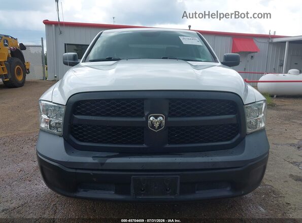 1C6RR6KG2JS285338 2018 RAM 1500 White ხელსაწყოთა პანელის ხედი