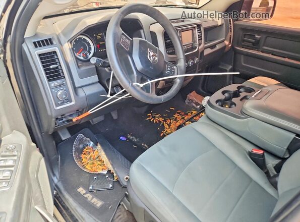 1C6RR6KT8HS683368 2017 RAM 1500 Black Вид панелі приладів