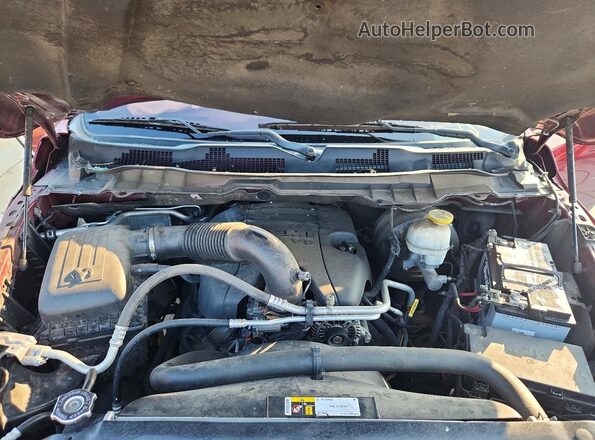 1C6RR6LT9KS539303 2019 RAM 1500 Burgundy Vista interior trasera