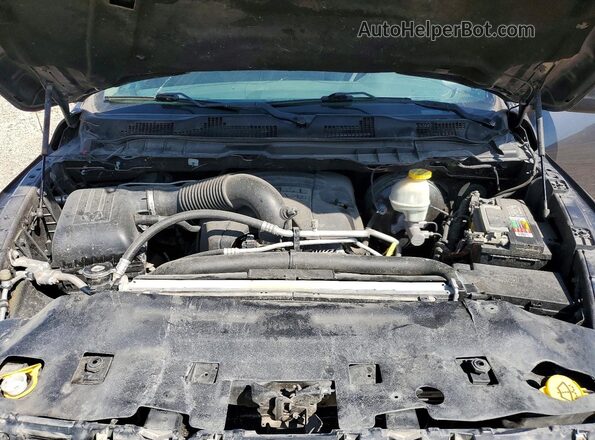 1C6RR6TT0HS598426 2017 RAM 1500 Gray Вид задньої частини салону