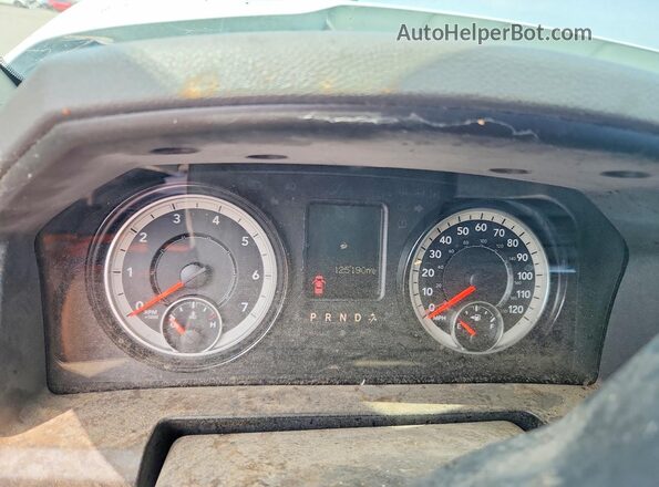 1C6RR6TT8KS701597 2019 RAM 1500 White Instrument cluster view