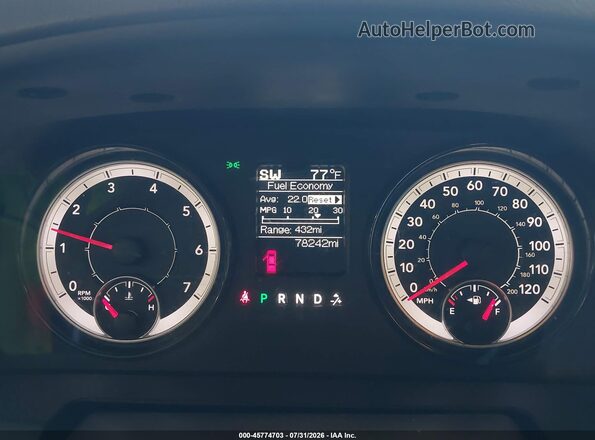 1C6RR7FG2KS516515 2019 RAM 1500 CLASSIC White Vista de los asientos traseros