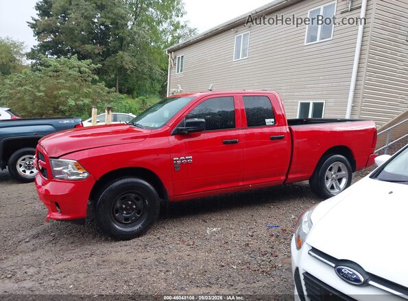 1C6RR7FG5JS264323 2018 RAM 1500 Red სალონის 360-გრადუსიანი ხედი