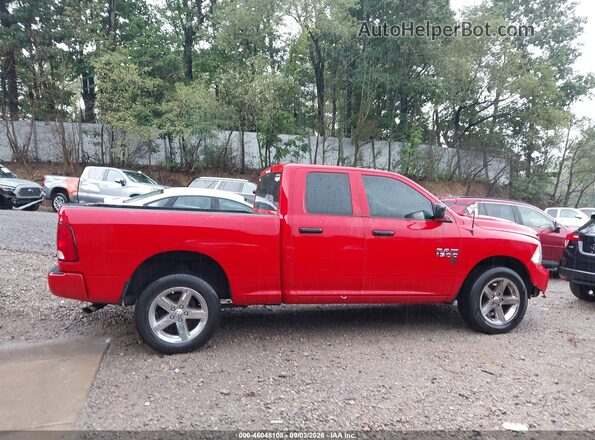 1C6RR7FG5JS264323 2018 RAM 1500 Red უკანა სალონის ხედი