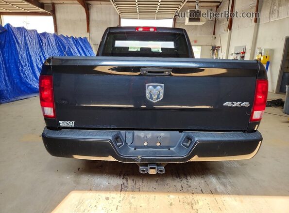 1C6RR7FT1JS327883 2018 RAM 1500 Black უკანა ხედი