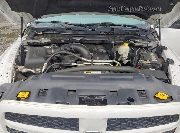 1C6RR7FT8GS181717 2016 RAM 1500 White Vista interior trasera