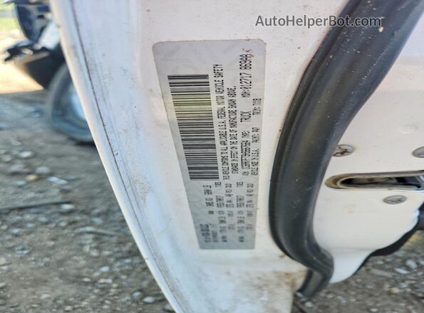 1C6RR7FT9HS667664 2017 RAM 1500 White Вид підкапотного простору