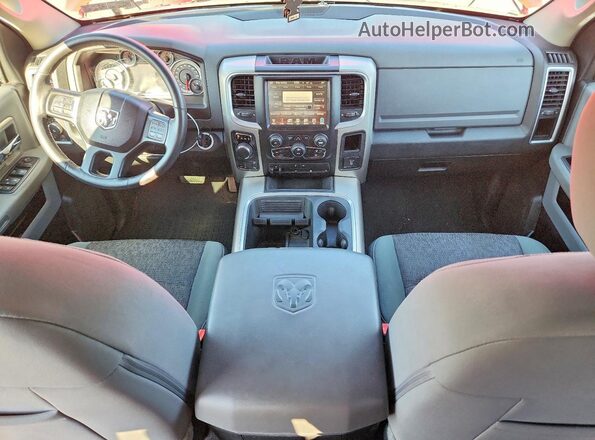1C6RR7GT1GS123317 2016 RAM 1500 Red Առջևի վահանակի տեսք