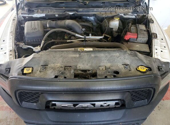 1C6RR7GT7LS153139 2020 RAM 1500 White Rear interior view