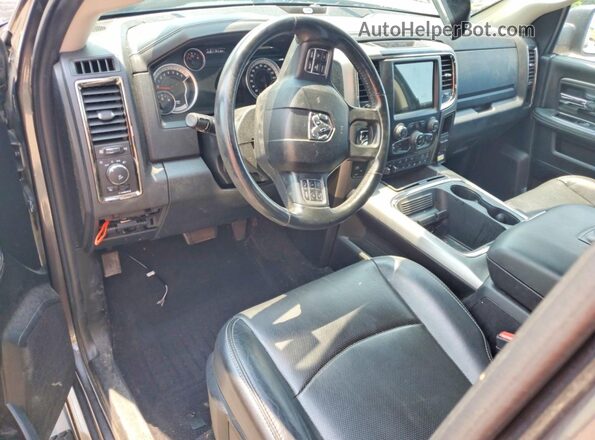 1C6RR7HT5GS325723 2016 RAM 1500 Gray Dashboard view