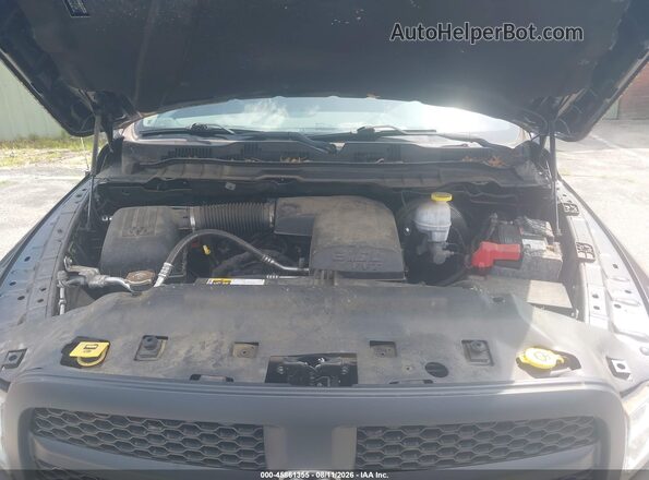 1C6RR7KG4JS297271 2018 RAM 1500 Black Вид ззаду