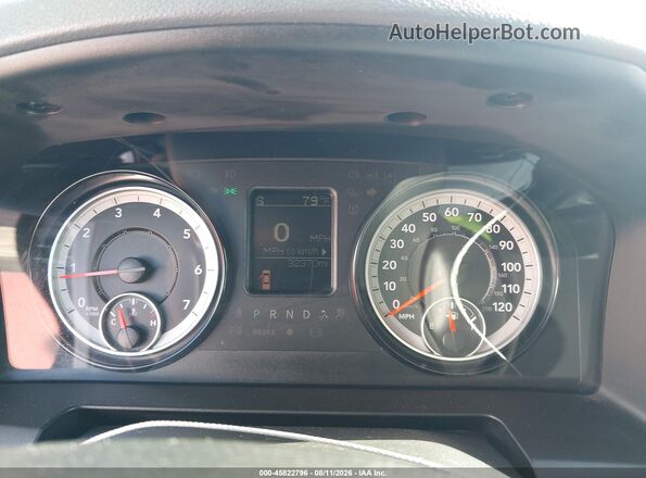 1C6RR7KG8JS297211 2018 RAM 1500 White Հետևի նստատեղերի տեսք